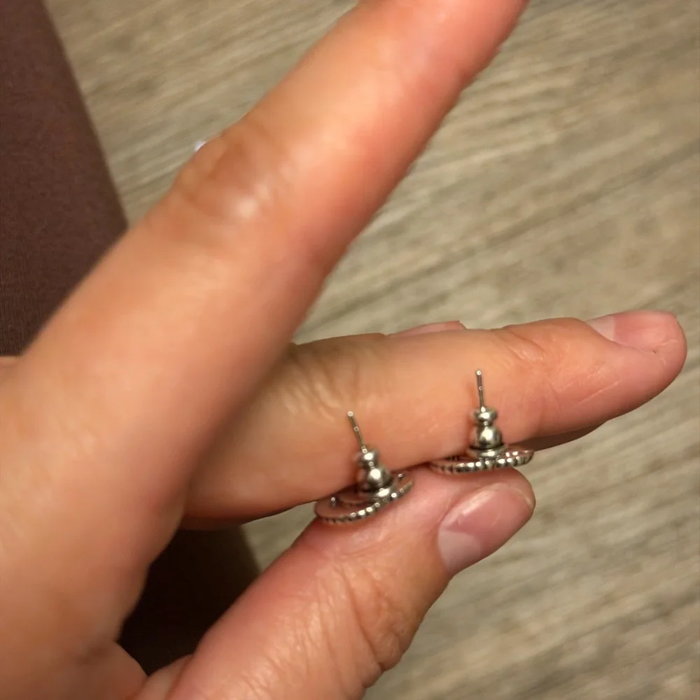 Gucci silver and black earrings - Picture 3 of 8